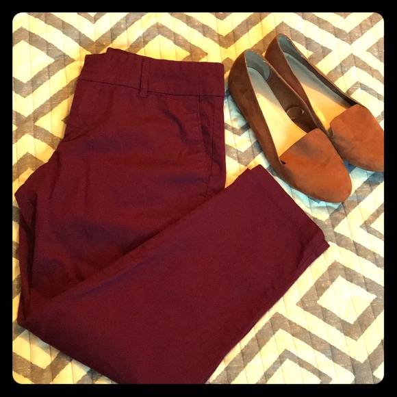 Kut from the Kloth Pants - KUT From Kloth maroon Capri slacks